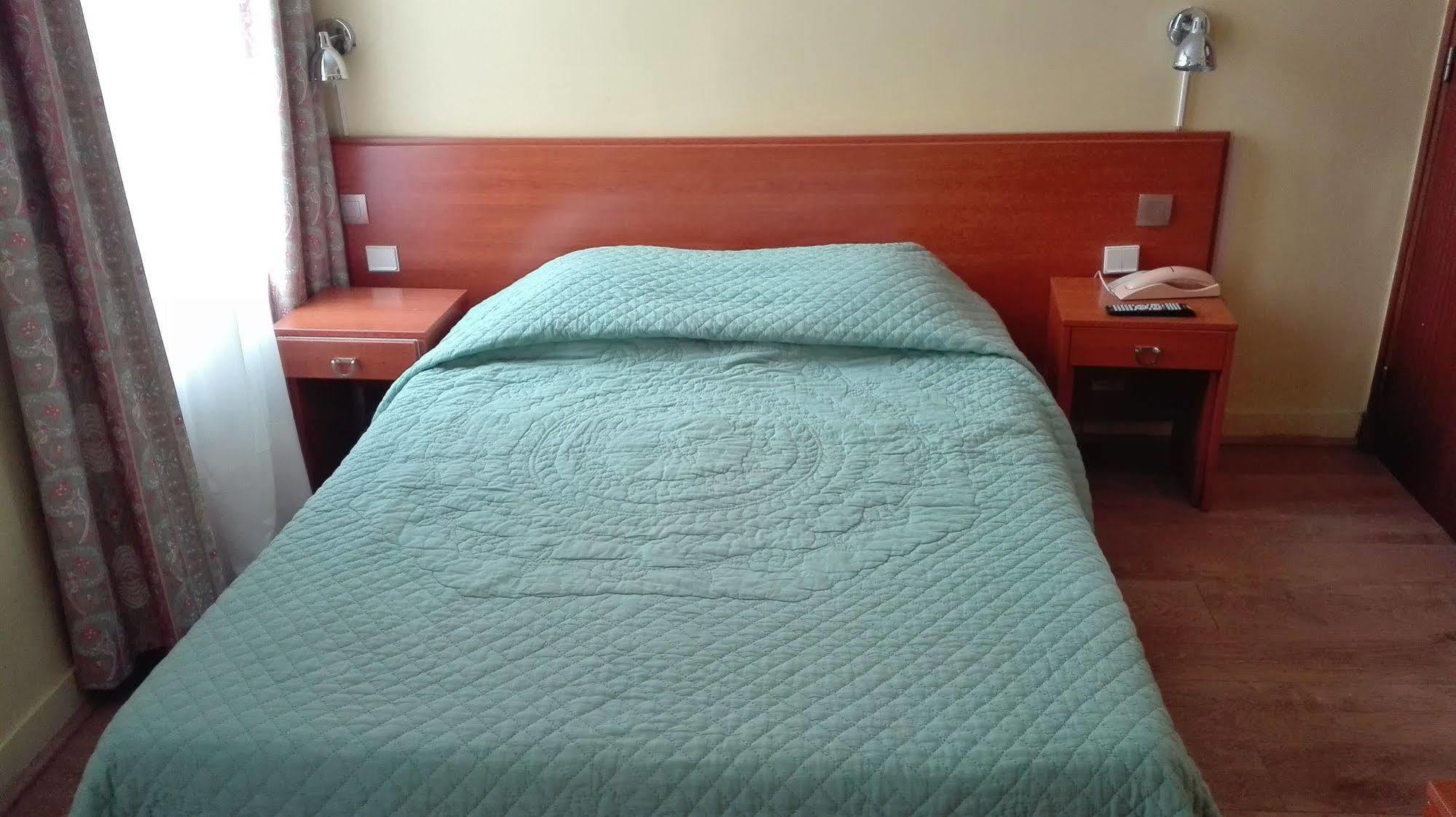 Pax Hotel Paris 18E Εξωτερικό φωτογραφία